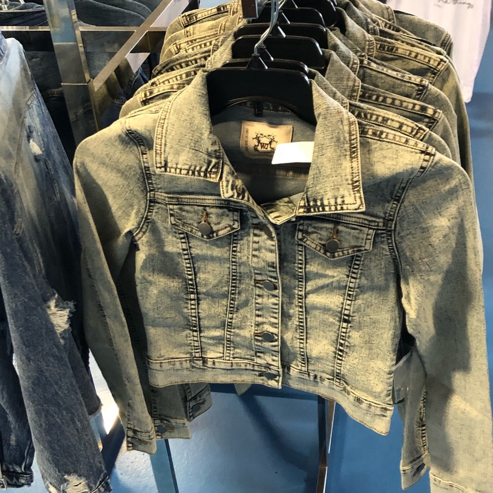 Jean jacket - Picture 4 of 5